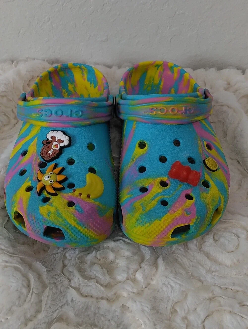 CROCS Tie-Dye Clog Sole in Blue, Pink, Yellow